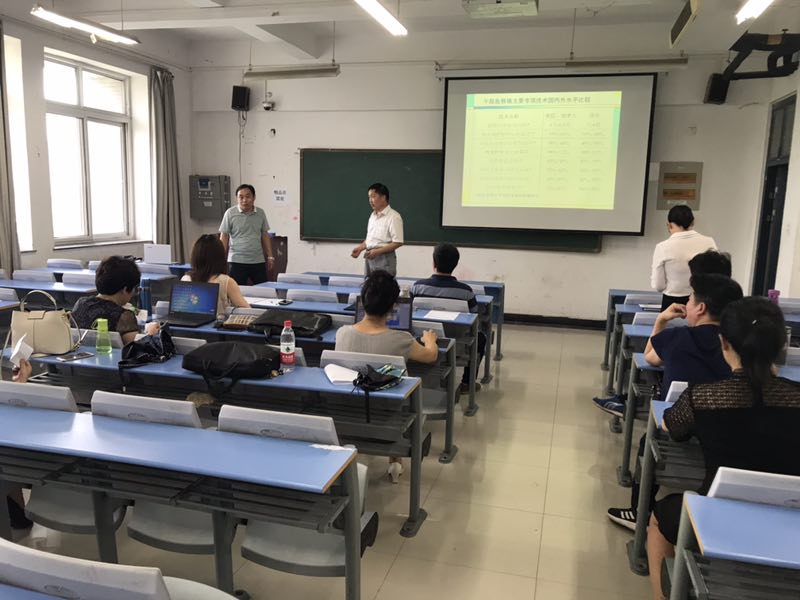 公司层面的听评课活动