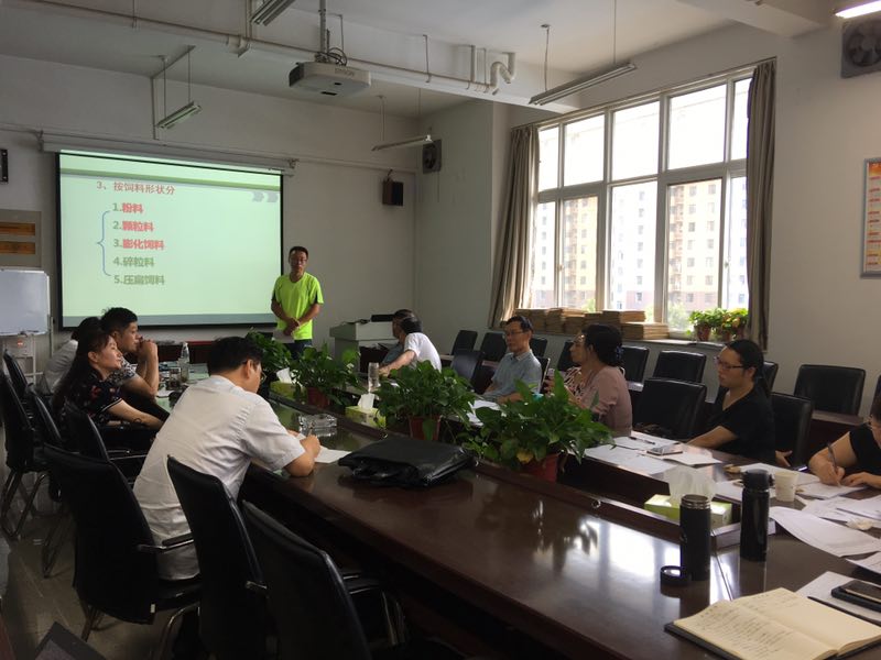 教公司(部)间互听互评活动